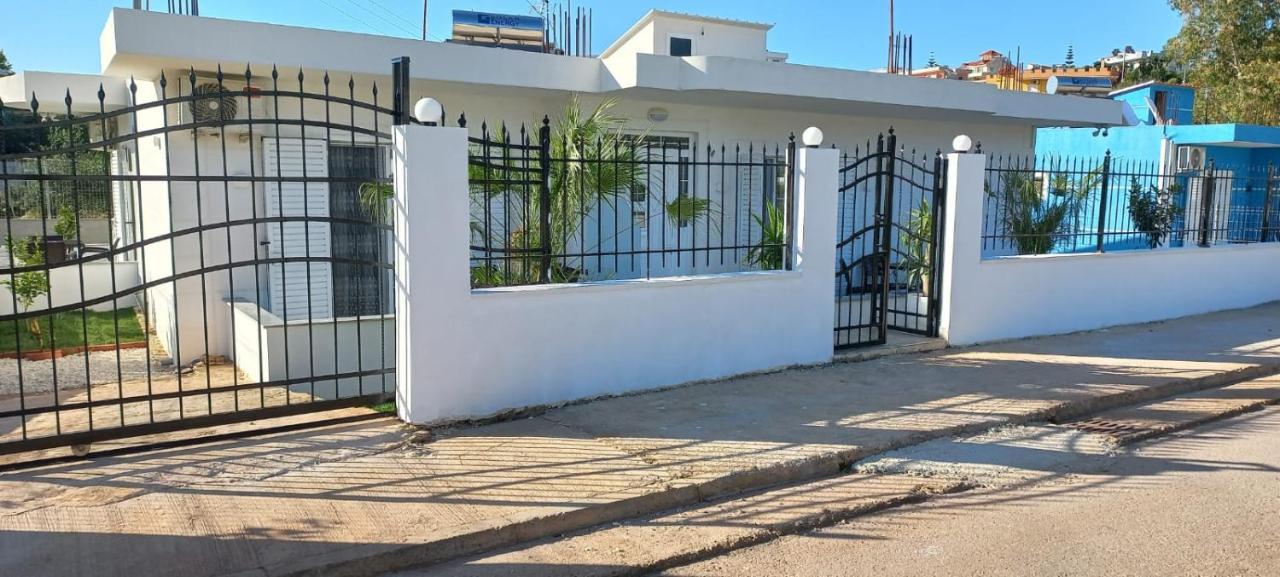 Arjan Dyli Guesthouse Ksamil Eksteriør bilde