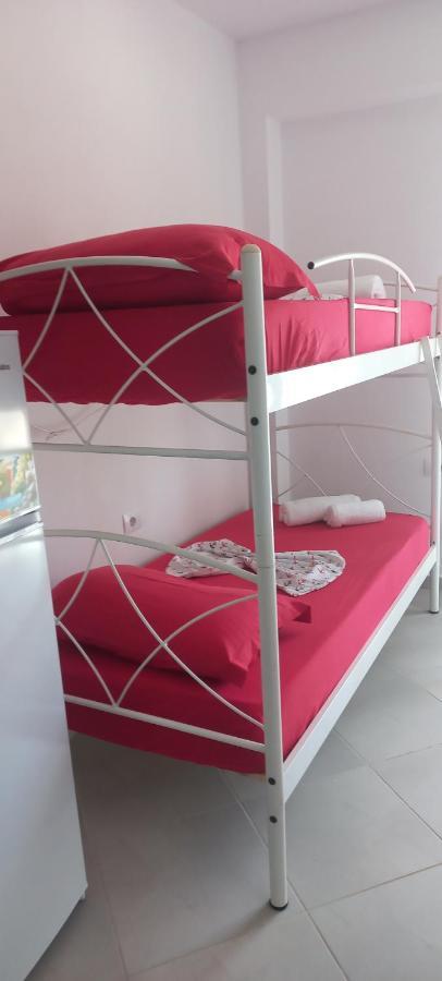 Arjan Dyli Guesthouse Ksamil Rom bilde