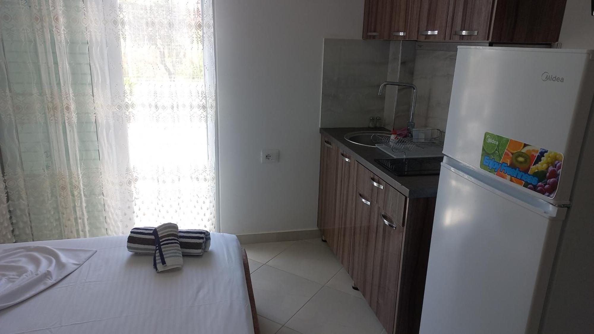 Arjan Dyli Guesthouse Ksamil Rom bilde