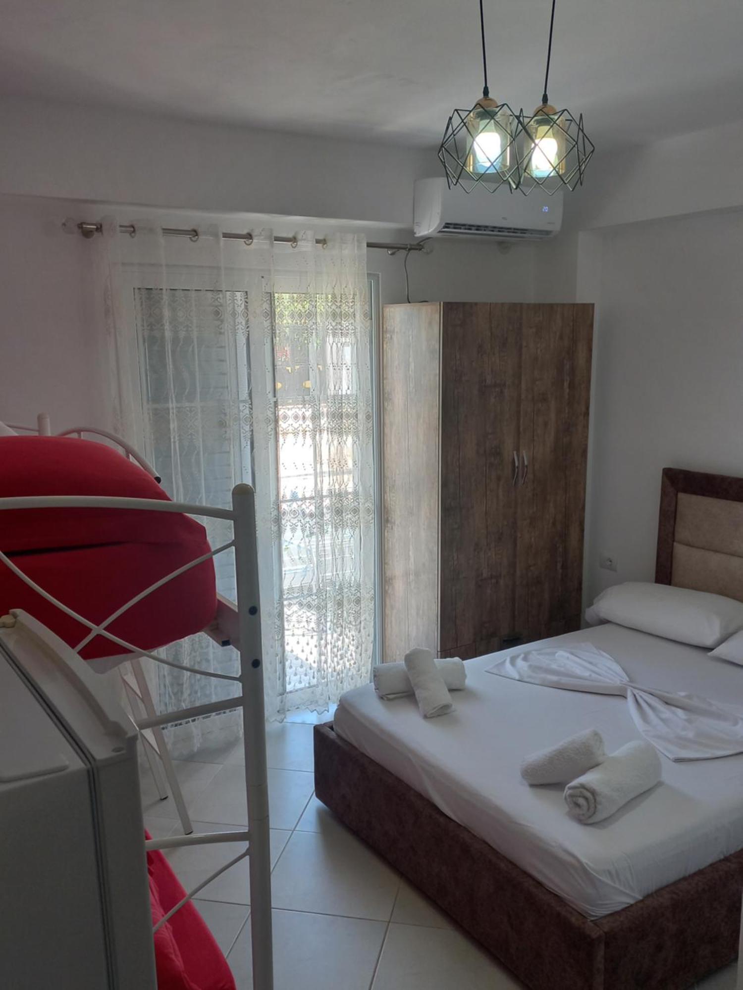 Arjan Dyli Guesthouse Ksamil Rom bilde